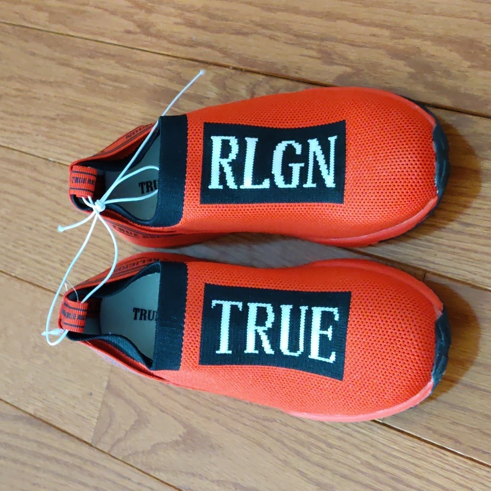 True Religion boys light sneakers